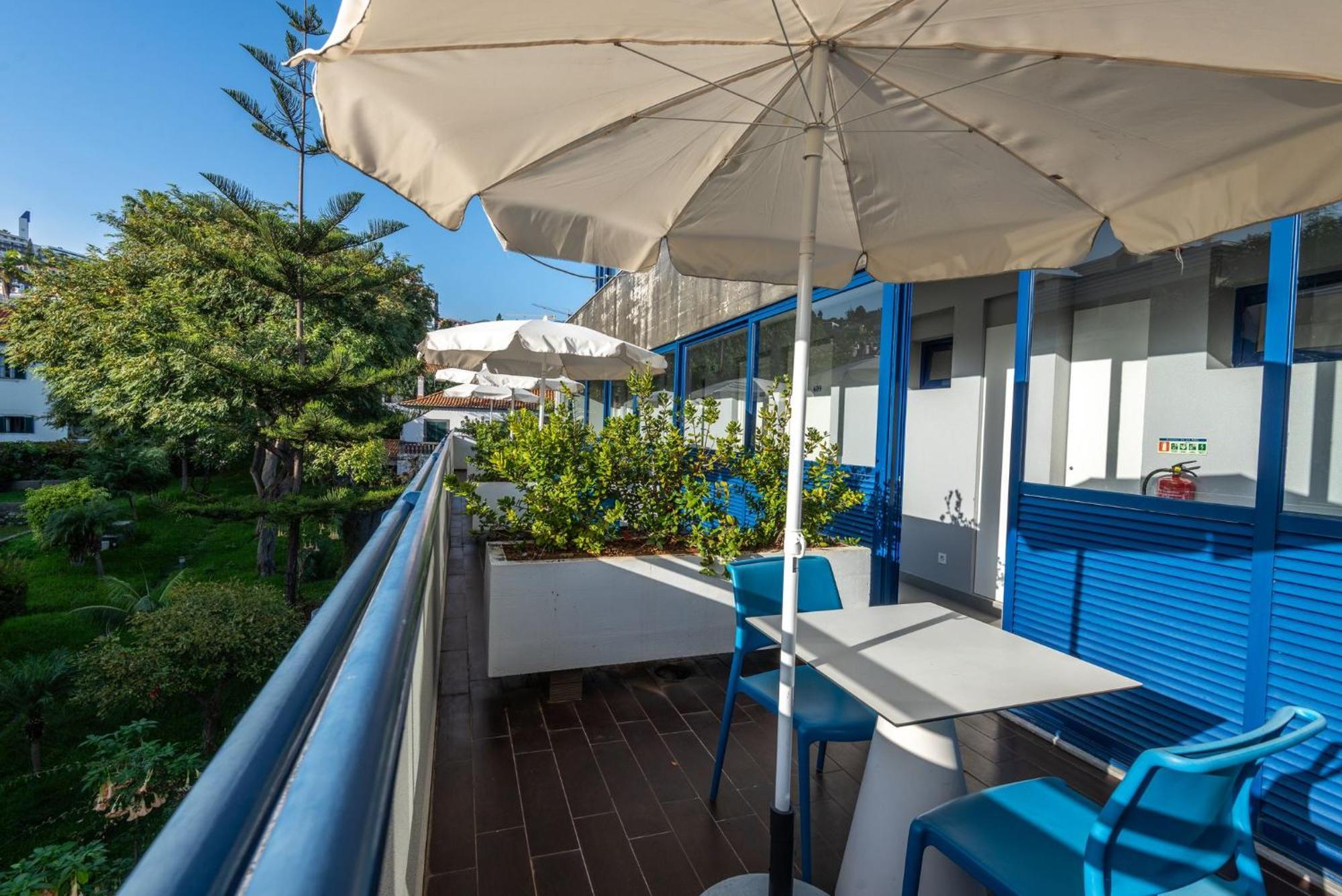 Terrace Mar Suite Hotel Фуншал Экстерьер фото