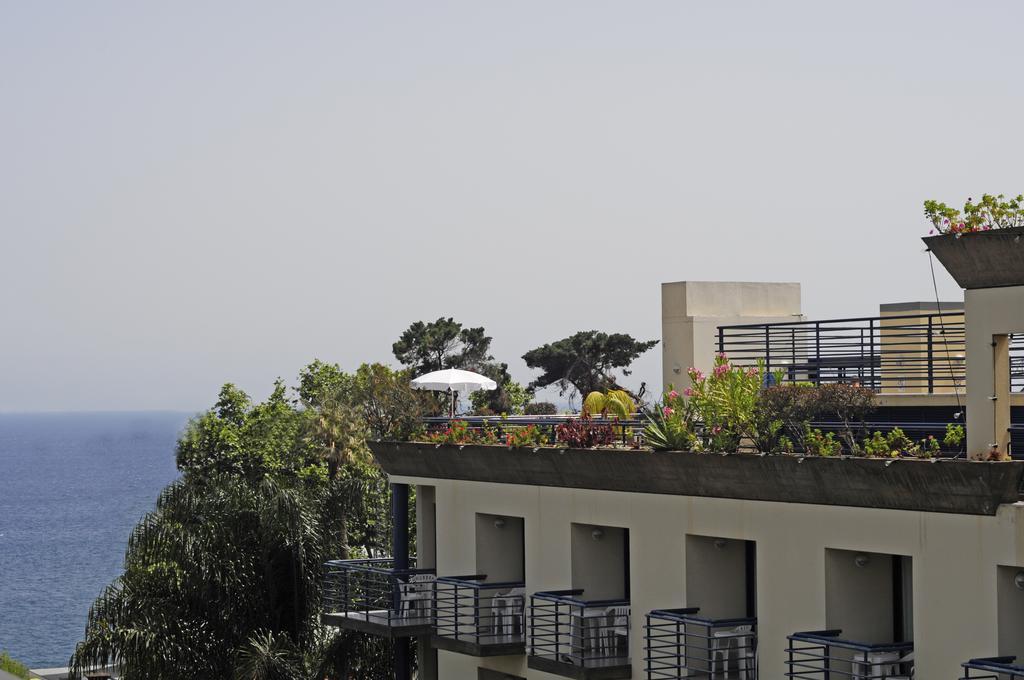 Terrace Mar Suite Hotel Фуншал Экстерьер фото
