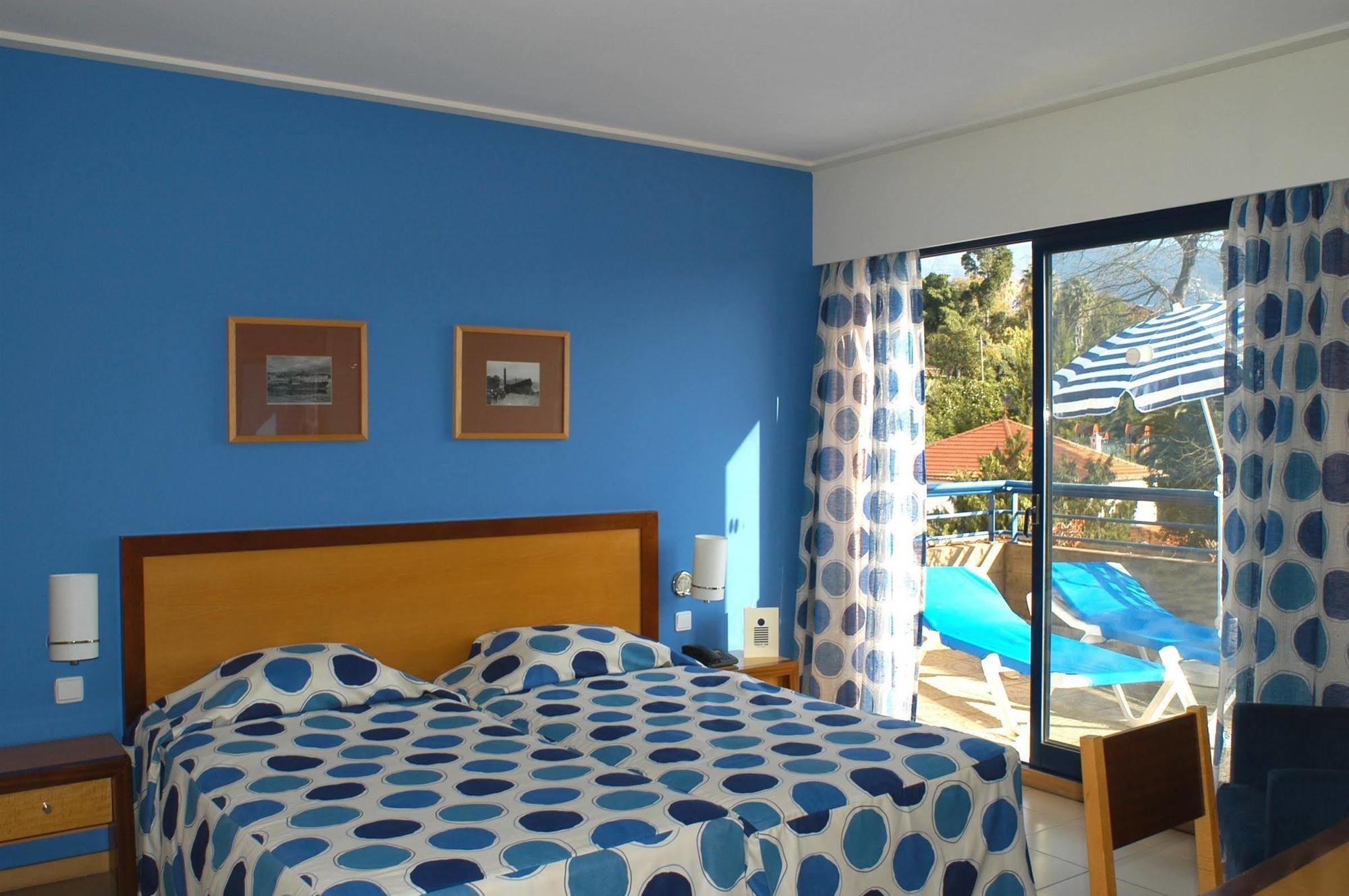 Terrace Mar Suite Hotel Фуншал Экстерьер фото
